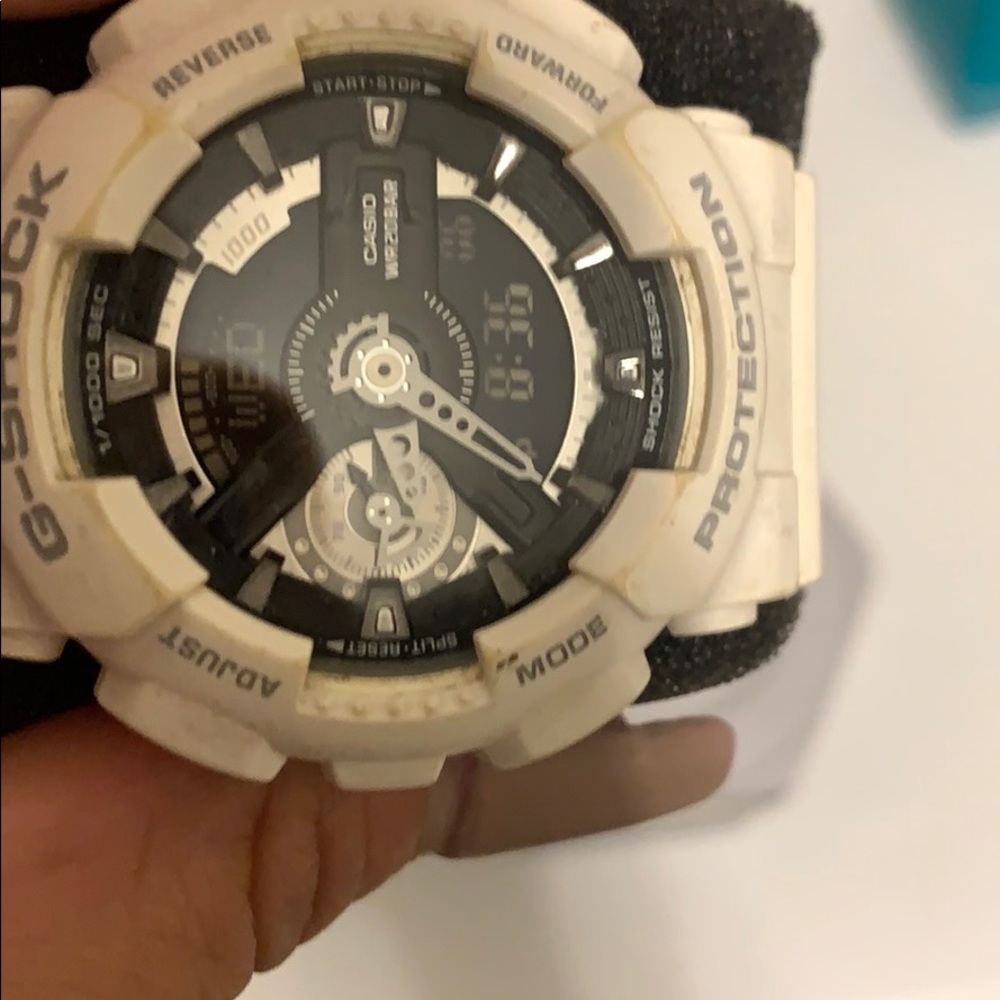 G-SHOCK Watch - Picture 4 of 8